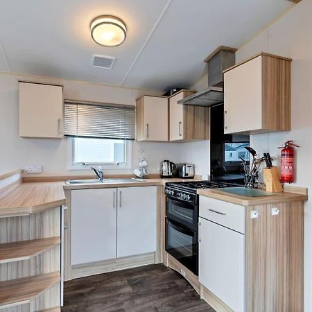Tattershall Lakes: Sally'S Superior Stay Exterior photo